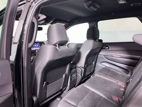 Used 2025 Dodge Durango GT AWD/4WD image 25