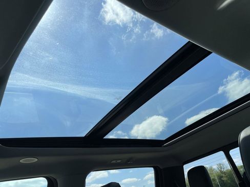 Used 2024 Ford F250 Lariat w/ Lariat Ultimate Package image 33