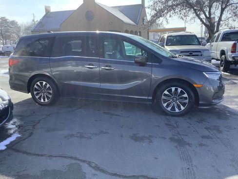 Used 2022 Honda Odyssey EX-L image 9