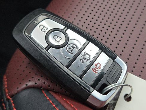 Used 2025 Ford Mustang GT Premium RWD image 29