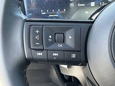 New 2026 Nissan Kicks SR FWD image 20