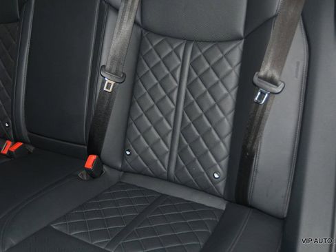 Used 2020 Audi S8 L w/ S8 Executive Package image 24