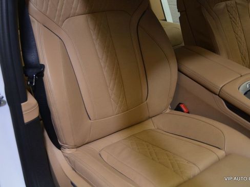 Used 2017 BMW 750i xDrive AWD/4WD image 20