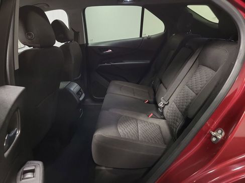 Used 2018 Chevrolet Equinox LT AWD/4WD image 25