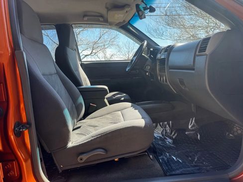 Used 2005 Chevrolet Colorado LS image 10