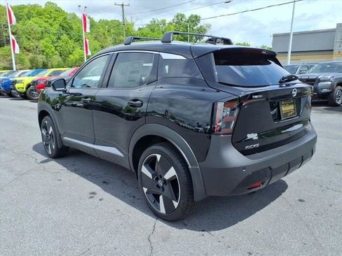 New 2026 Nissan Kicks SR w/ Cold Weather Package AWD/4WD image 3