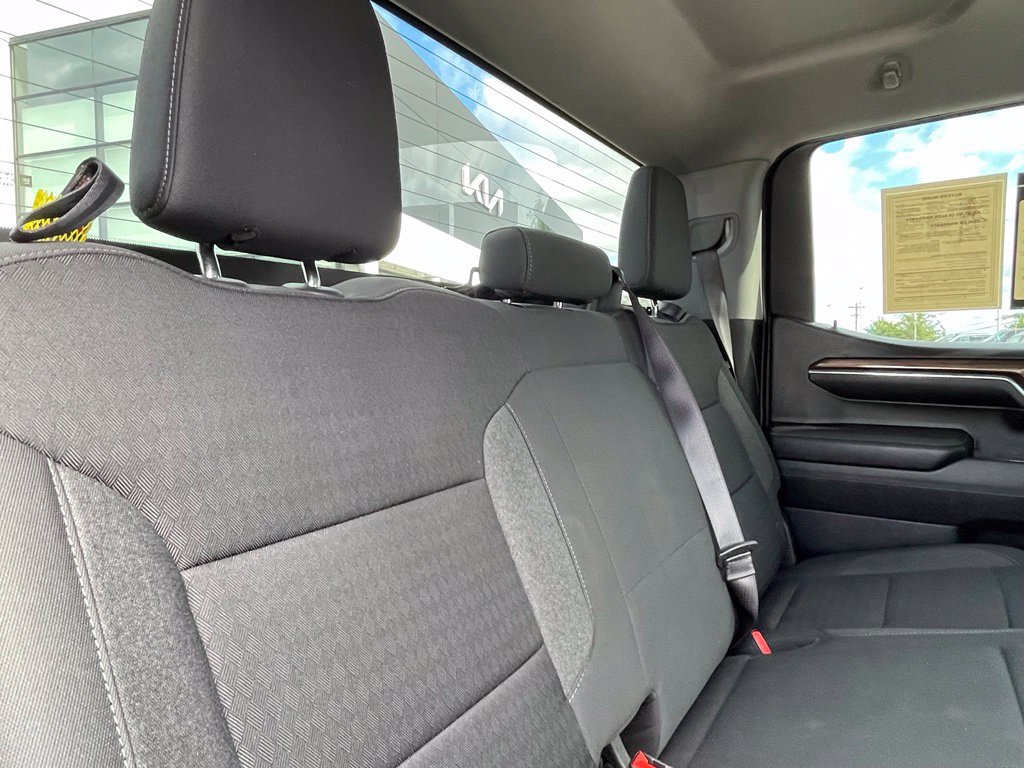 Used 2024 Chevrolet Silverado 1500 LT Trail Boss w/ Protection Package AWD/4WD image 28