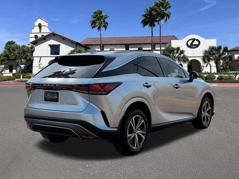 Used 2025 Lexus RX 350 Premium w/ Accessory Package (Z1) FWD image 2