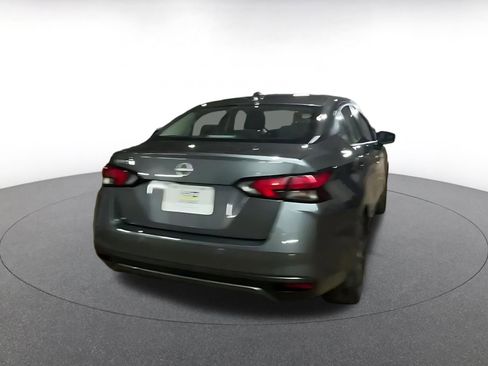 Used 2025 Nissan Versa SV image 14