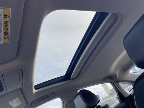 Used 2024 Honda Civic Touring image 18