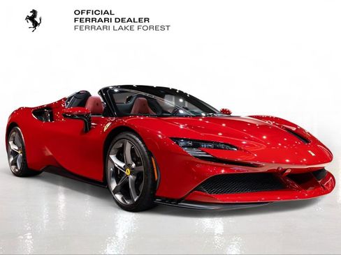 Certified 2022 Ferrari SF90 Spider AWD/4WD image 8