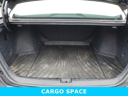 Used 2022 Honda Accord Sport image 10