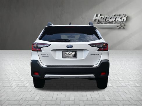 Certified 2025 Subaru Outback Limited image 8