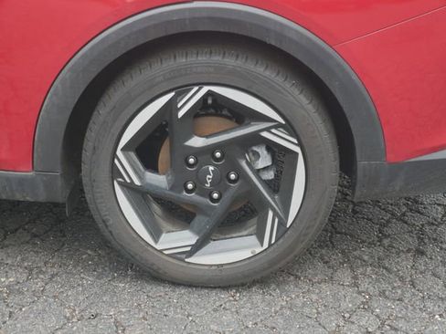 Used 2025 Kia K4 EX image 40