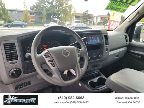 Used 2020 Nissan NV 2500 SV image 11