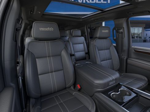 New 2026 Chevrolet Suburban High Country image 42