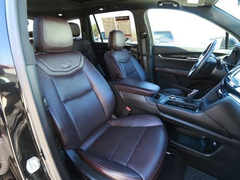 Used 2021 Cadillac XT6 Premium Luxury image 30