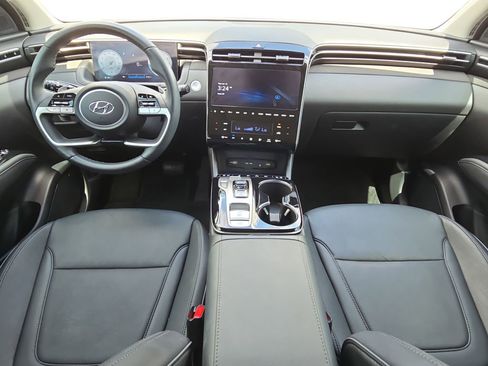 Certified 2023 Hyundai Tucson Limited FWD image 9