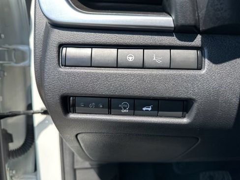 Used 2023 Nissan Rogue Platinum w/ Platinum Premium Package AWD/4WD image 13