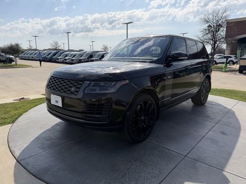 Used 2022 Land Rover Range Rover Westminster Edition image 3