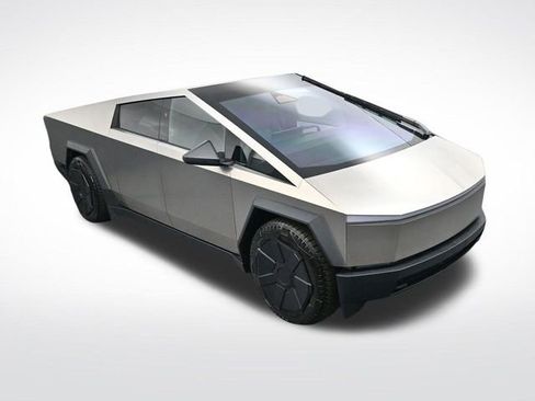 Used 2024 Tesla Cybertruck AWD Crew Cab image 15