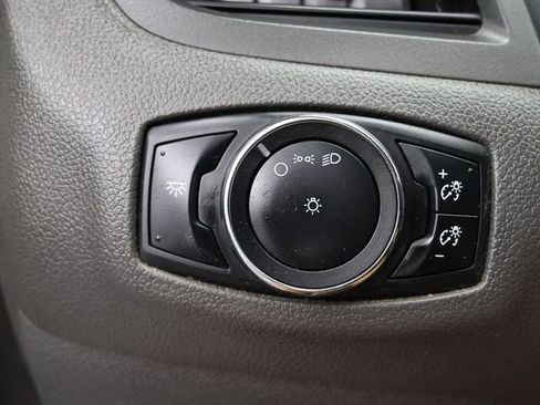 Used 2013 Ford Edge SE FWD image 22