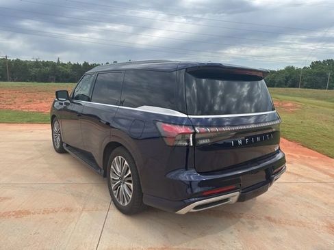 Used 2025 INFINITI QX80 Luxe RWD image 5