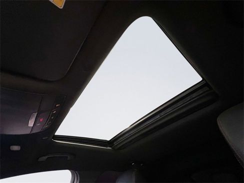 Certified 2022 Mercedes-Benz GLC 43 AMG 4MATIC Coupe image 33