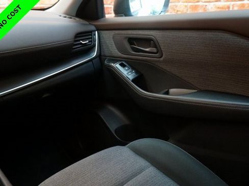 Certified 2022 Nissan Rogue S image 35