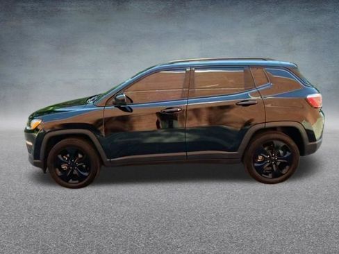 Used 2019 Jeep Compass Latitude FWD image 15