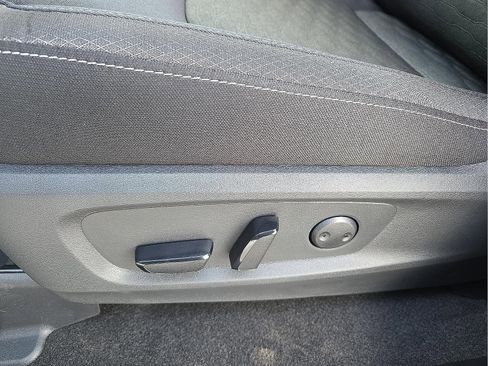 New 2026 Nissan Pathfinder SV image 15