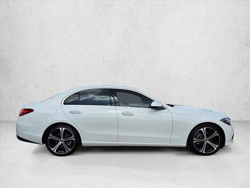 Used 2024 Mercedes-Benz C 300 Sedan image 4