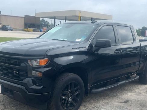 Used 2024 Chevrolet Silverado 1500 Custom w/ Rally Edition AWD/4WD image 7