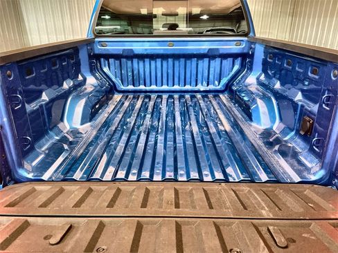 Used 2023 Chevrolet Colorado LT w/ LT Convenience Package III image 24