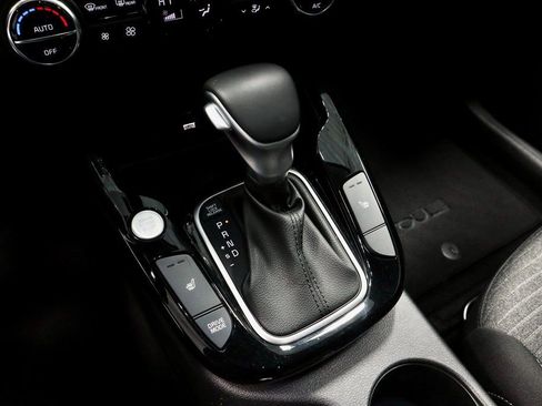 Used 2025 Kia Soul EX image 36