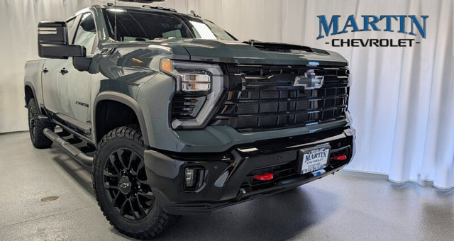 New 2026 Chevrolet Silverado 2500 LT w/ Trail Boss Package AWD/4WD image 1