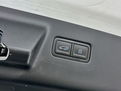 Used 2026 Hyundai Santa Fe SEL AWD/4WD image 32