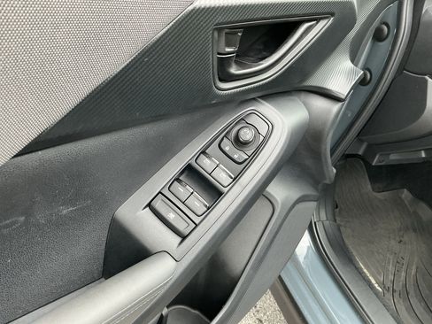 Used 2024 Subaru Crosstrek 2.0i Premium AWD/4WD image 19
