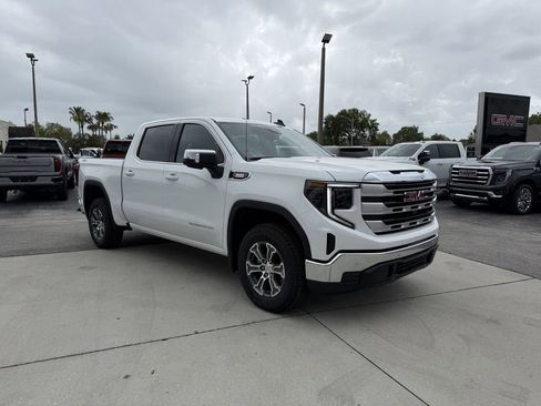 New 2026 GMC Sierra 1500 SLE w/ X31 Off-Road Package image 2