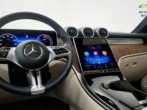 Used 2025 Mercedes-Benz GLC 350e 4MATIC image 63