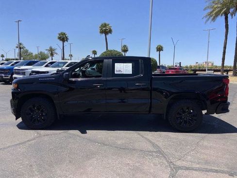 Used 2022 Chevrolet Silverado 1500 Custom w/ Safety Confidence Package RWD image 4