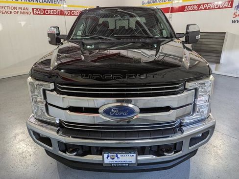 Used 2017 Ford F350 Lariat image 2