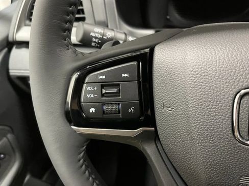 New 2026 Honda Odyssey Touring image 13