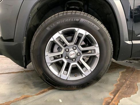 Used 2025 GMC Terrain Elevation AWD/4WD image 9