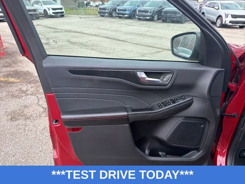 Used 2023 Ford Escape ST-Line w/ Equipment Group 301A image 10