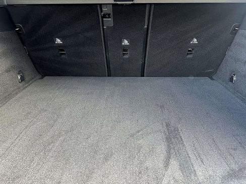 Certified 2025 Mercedes-Benz GLC 300 4MATIC image 14