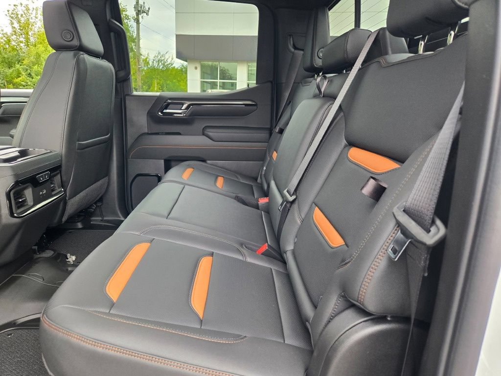 New 2026 GMC Sierra 1500 AT4 w/ Technology Package AWD/4WD image 31