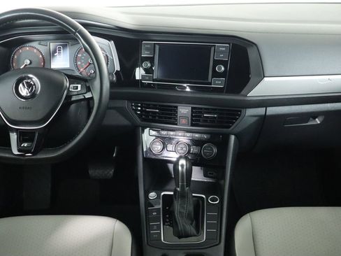 Used 2019 Volkswagen Jetta R-Line w/ R-Line Cold Weather Package image 14