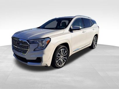 Used 2024 GMC Terrain Denali w/ Denali Premium Package