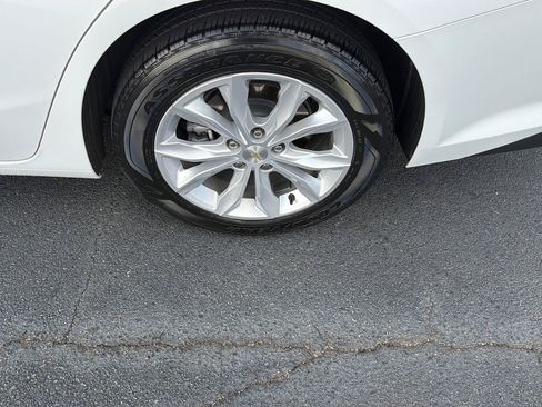 Used 2025 Chevrolet Malibu LT FWD image 34